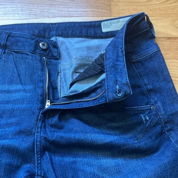 Diesel - Picture 9 of 16